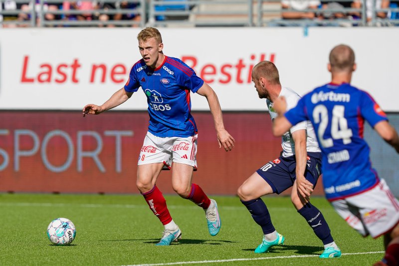 Henrik Bjørdal hadde flere store sjanser i søndagens oppgjør, men det ville seg ikke for hverken han eller resten av laget (Terje Bendiksby / NTB)