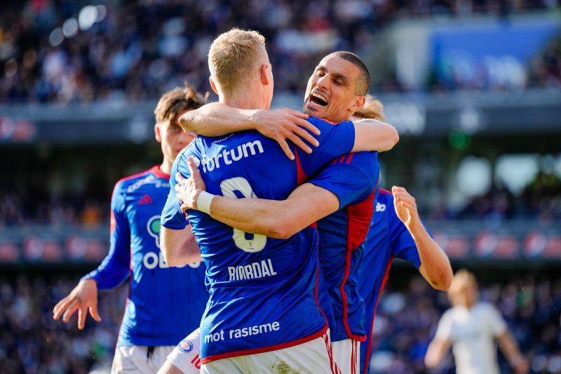 Ofkir jubler for sin første Vålerenga-scoring (Foto: Ole Martin Wold / NTB)