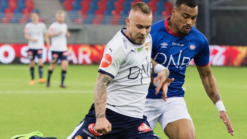 Felipe Carvalho debuterte i Eliteserien mot Strømsgodset. Mot Nybergsund på søndag hadde midtstopperen full kontroll på gjestenes angripere (Foto: Berit Roald / NTB scanpix)