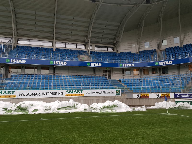 Slik ser bortelfeltet på Aker stadion ut. 