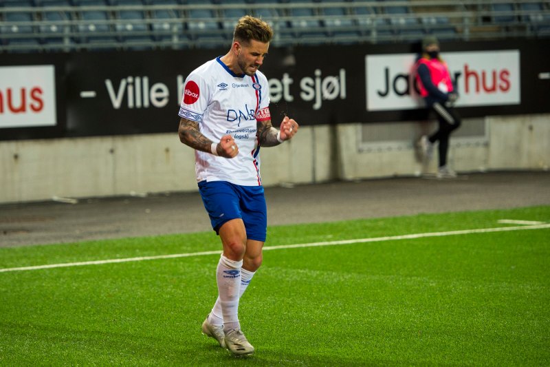 Dønnum jubler for scoring mot Viking (Foto: Carina Johansen / NTB)