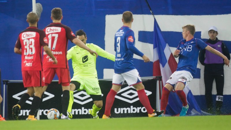 Samuel Kari Fridjonsson sendte Vålerenga i ledelsen mot SK Brann (Foto: Digitalsport)