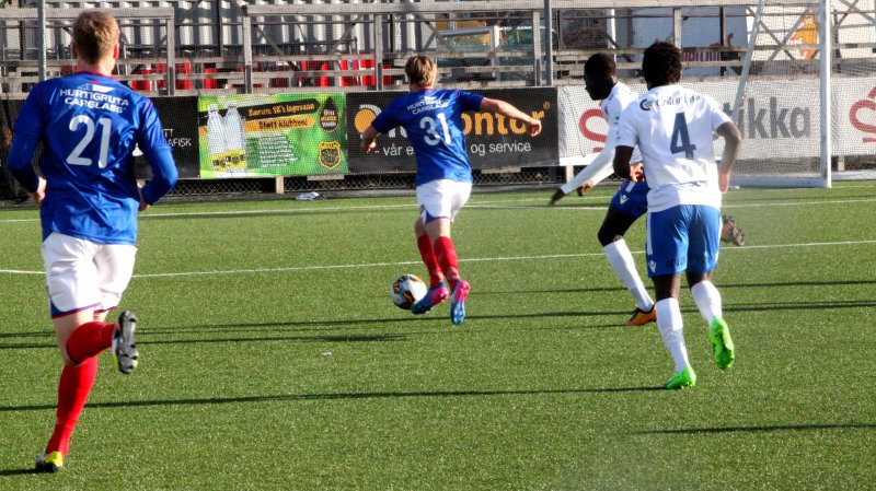 Bård Finne scora to mot Sandefjord og var svært aktiv på sin venstreside (Foto: VIF Media)