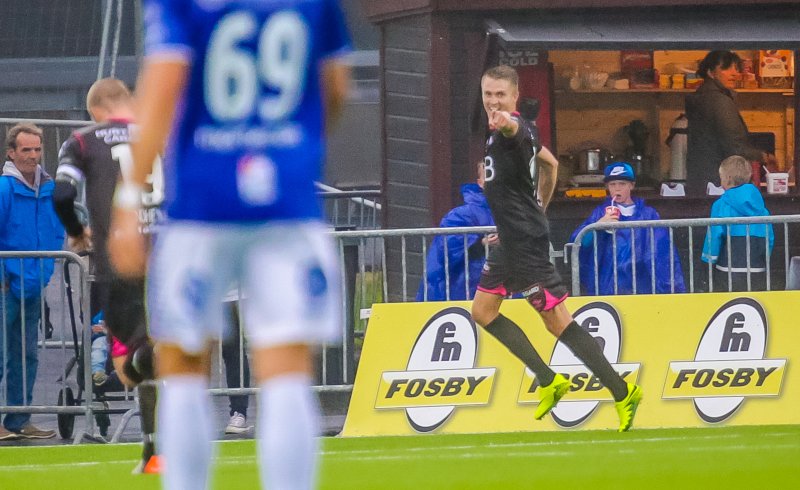 Rasmus Lindkvist jubler for 1-0-scoringa mot Sarpsborg 08 i 2016 (Foto: Digitalsport)