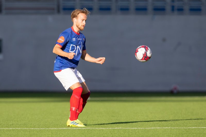 Bård Finne satte inn 3-1 fra straffemerket i fredagens treningskamp mot Bodø/Glimt (Foto: Audun Braastad / NTB scanpix)