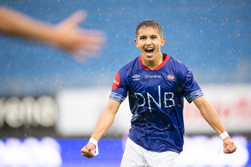 Osame Sahraoui har vist seg frem i Eliteserien. Nå får han muligheten med flagget på brystet (Foto: Annika Byrde / NTB scanpix)
