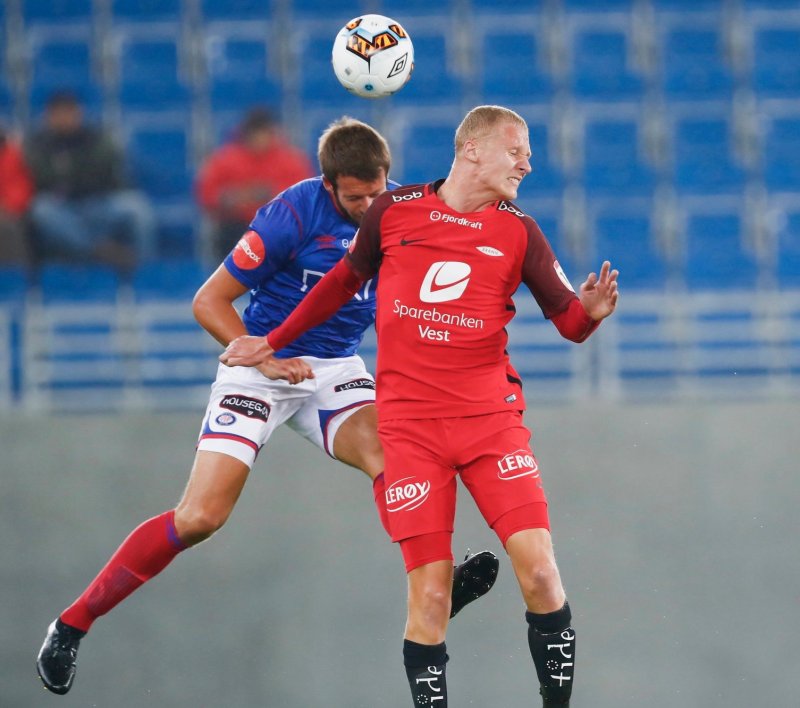 Jonatan Tollås Nation er klar for å trøkke til når Kristoffer Barmen og Brann kommer til Intility Arena på søndag (Foto: Heiko Junge / NTB scanpix)