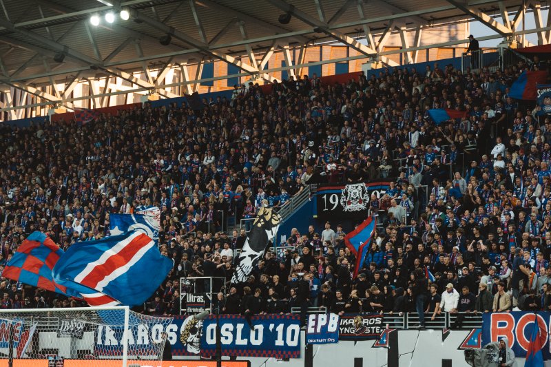 Vi drømmer om flere fullsatte tribuner i 2023 (Foto: Daniel Kivle)