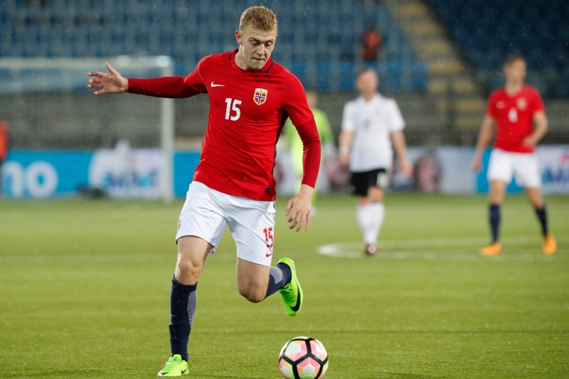 Henrik Bjørdal har hele 59 kamper med flagget på brystet. Her i aksjon for U21 mot Tyskland (Foto: Terje Bendiksby / NTB scanpix)