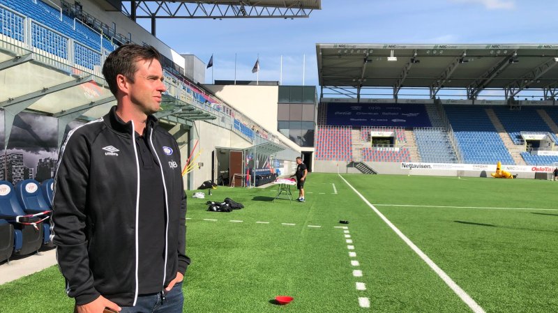Jørgen Ingebrigtsen får med seg en scout i jakten på nye talenter til Vålerenga (Foto: VIF Media)