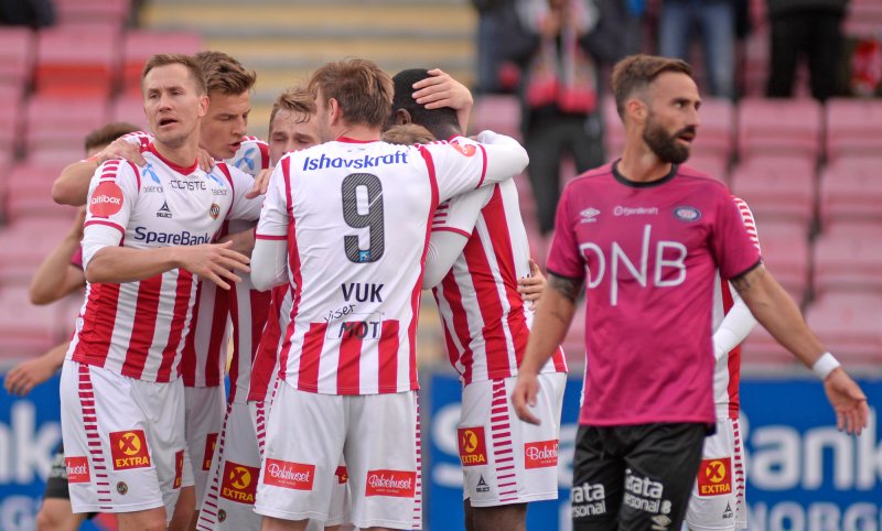 Tromsø jubler for scoring (Foto: Rune Stoltz Bertinussen / NTB scanpix)