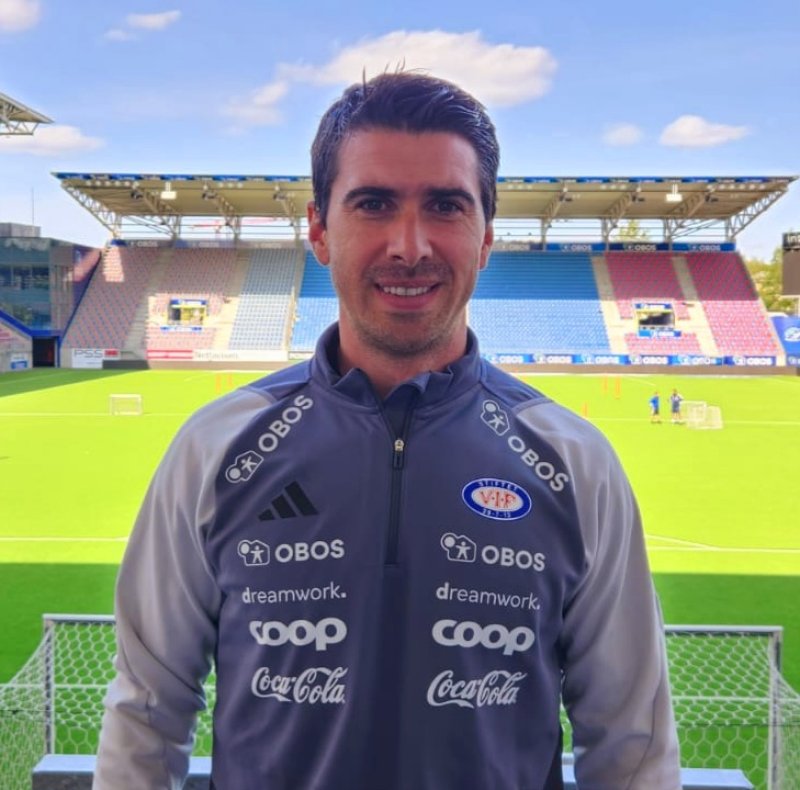 Hovedtrener Bryant Lazaro (Foto: Vålerenga)