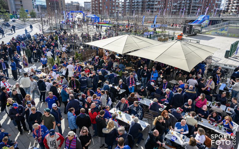 Slik så det ut på ØST og i Fanzone før kamp (Foto: Morten Mitchell Larød / SPORTFOTO)