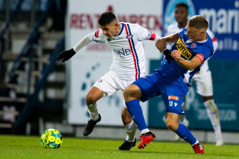 Osame Sahraoui et konstant uromoment for svimle Sandefjord-forsvarere (Foto: Trond Reidar Teigen / NTB)