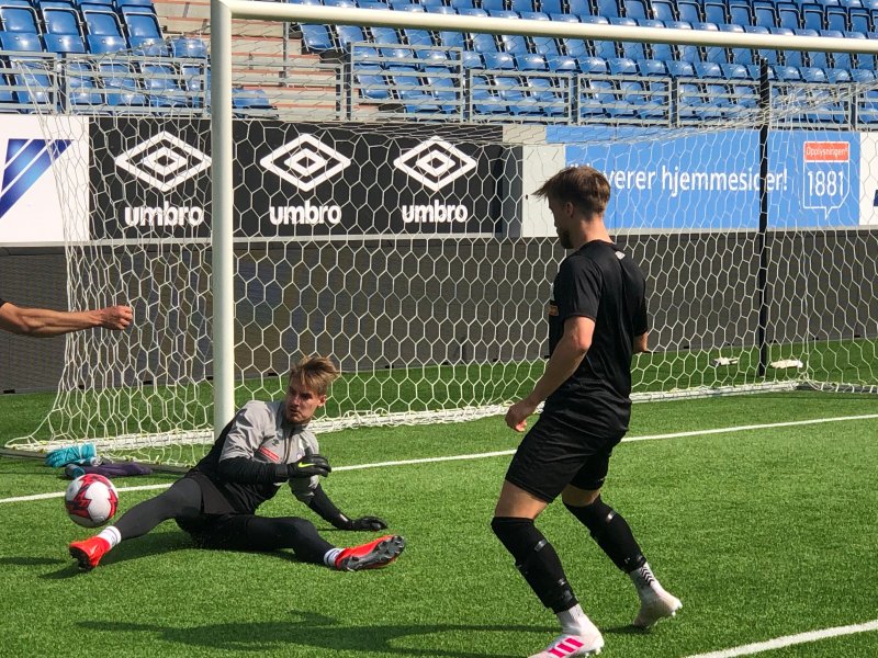 Kjetil Haug i aksjon under sin første trening med Vålerenga onsdag formiddag (Foto: VIF Media)