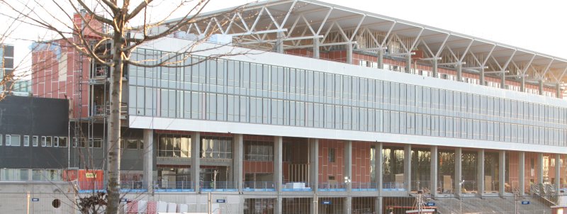 Glassfasaden på Vålerengas nye stadion