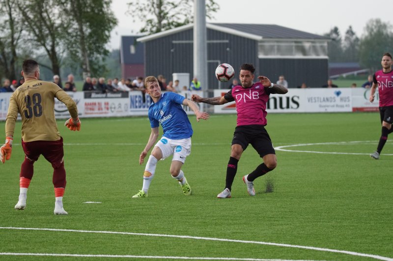 Aron Dønnum var tilbake på sin gamle hjemmebane onsdag kveld (Foto: Kenneth Berger)