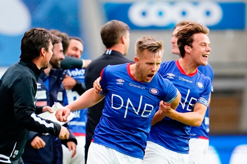 Ivan Näsberg og Felix Horn Myhre var sentrale da Vålerenga tok ledelsen (Foto: Ole Martin Wold / NTB scanpix)