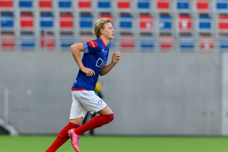 Odin Thiago Holm i aksjon mot Bodø/Glimt i 2020 (Foto: Morten Mitchell Larød / SPORTFOTO)