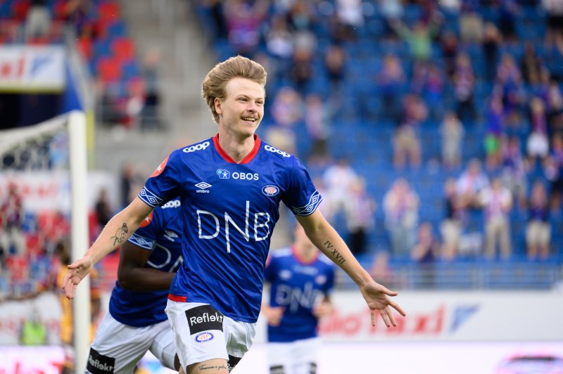Odin Thiago Holm sto for kampens prestasjon på Lerkendal da han banka inn 2-2 (Foto: Morten Mitchell Larød / SPORTFOTO)