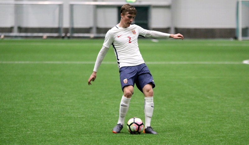 Christian Borchgrevink og Norges G19-landslag fikk det tøft mot Nederland (Foto: Thomas Brekke Sæteren)