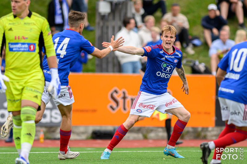 Innbytter Henrik Udahl brukte 25 sekunder på å finne veien til nettmaskene (Foto: Morten Mitchell Larød / SPORTFOTO)