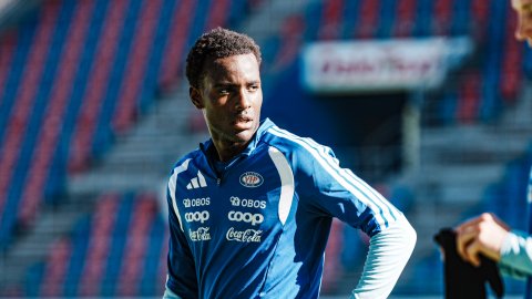 Åpna sesongen med seier